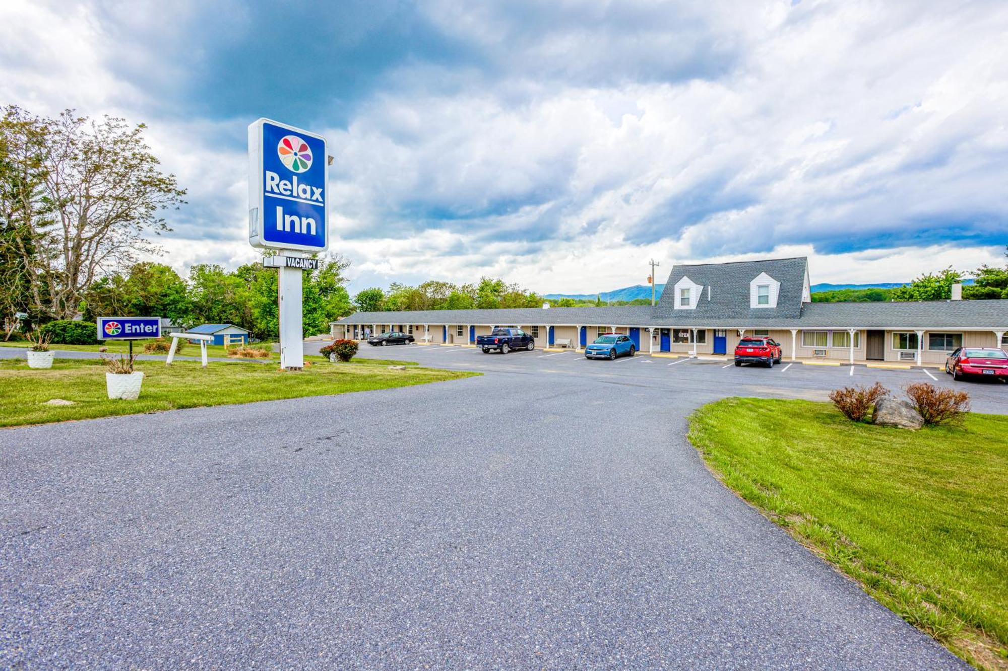 Relax Inn By Oyo Natural Bridge I-81 Exteriér fotografie