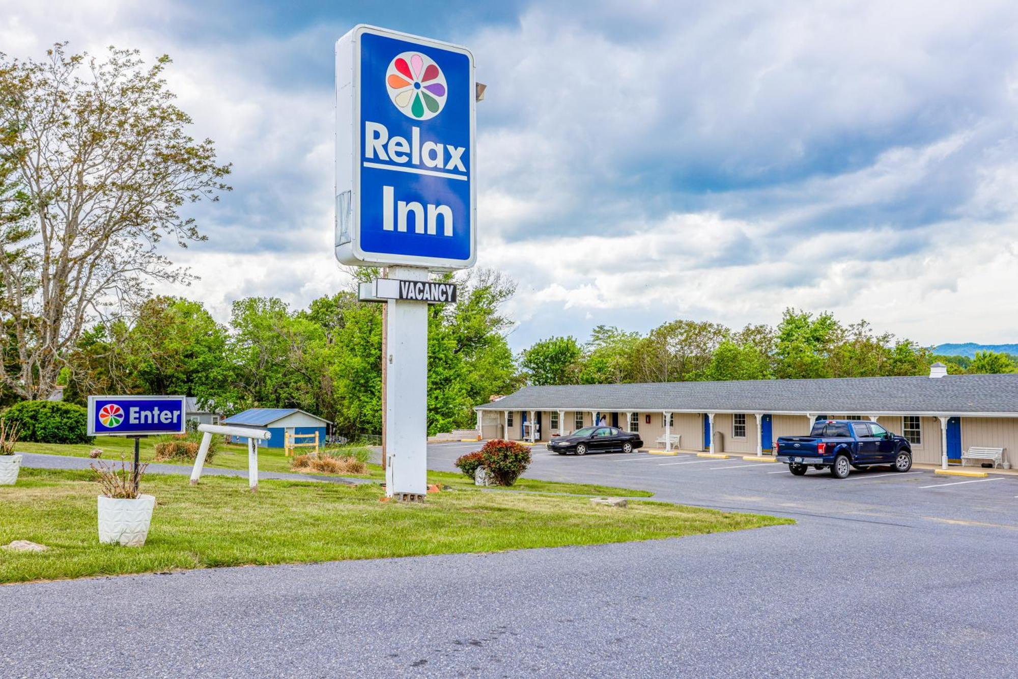 Relax Inn By Oyo Natural Bridge I-81 Exteriér fotografie